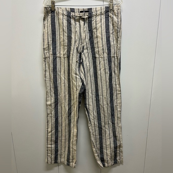 Great Condition GAP Straight Leg Stretchy Pants with Pockets - Picture 1 of 3